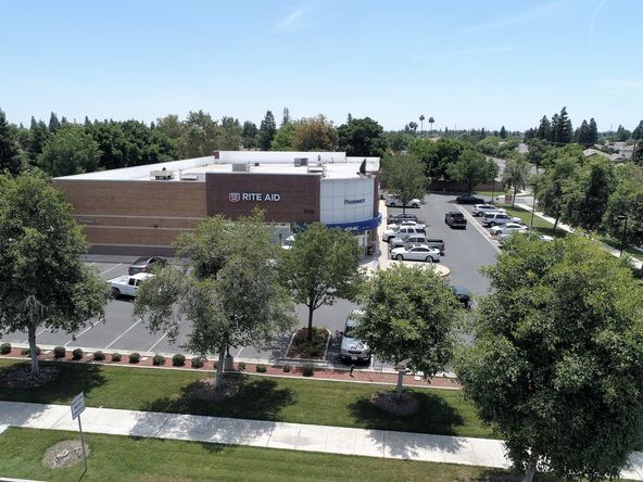 PRIME Net Leased Investment - Rite Aid: 1735 E Walnut Ave, Visalia, CA 93292